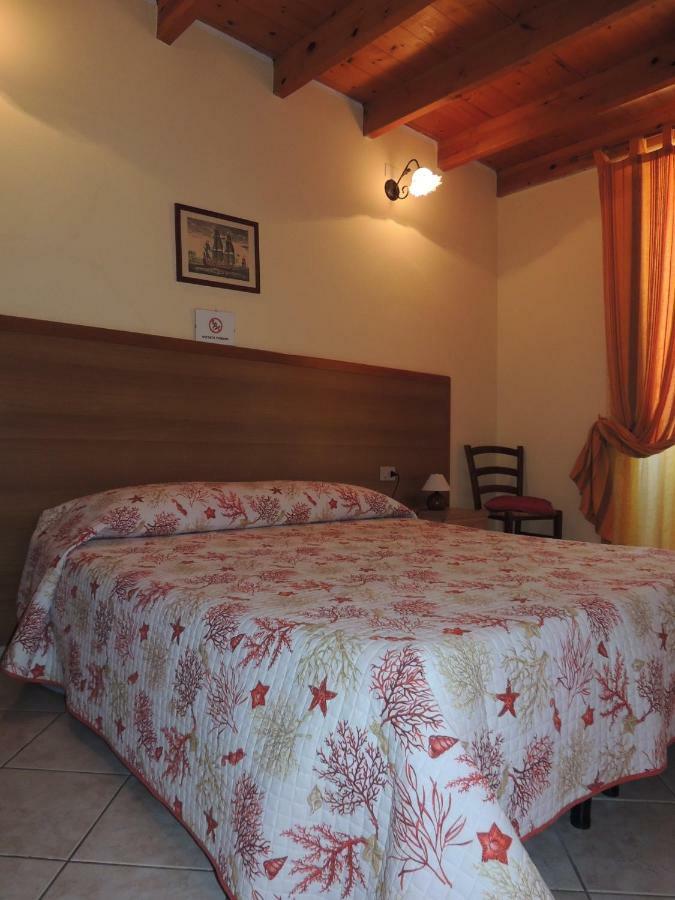 La Marina Bed and Breakfast Cagliari Exteriör bild